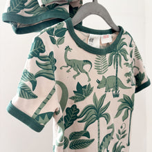 Load image into Gallery viewer, H&amp;M Dinosaur Short Set - 4-5 years
