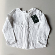 Load image into Gallery viewer, Little Cotton Clothes White Blouse - 5-6 years
