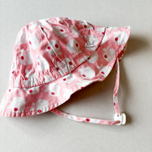 Load image into Gallery viewer, Pink Apples Sunhat - 6-12 months
