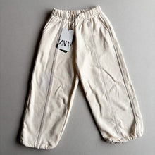 Load image into Gallery viewer, Zara Cream Joggers - 6 Years BNWT
