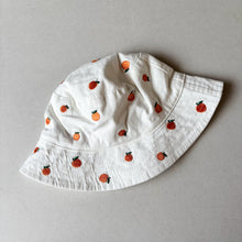 Load image into Gallery viewer, Zara Oranges Bucket Hat - 3-4 years
