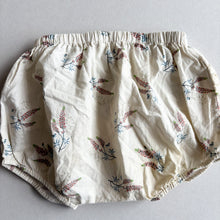 Load image into Gallery viewer, Happyology Cream Floral Bloomers - 18-24 months
