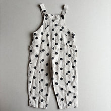 Load image into Gallery viewer, Zara Linen Spotty Dungarees - 3-4 years
