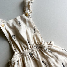Load image into Gallery viewer, Zara Floral Pinafore Dress - 3-4 years
