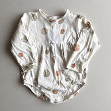 Load image into Gallery viewer, Zara Bodysuit - 9-12 months
