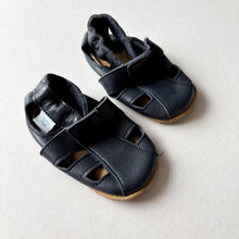 Load image into Gallery viewer, Dotty Fish First Shoes - 6-12 months
