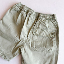 Load image into Gallery viewer, Zara Green Shorts - 4-5 years
