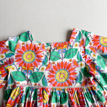 Load image into Gallery viewer, Boden Flower Dress - 8-9 years
