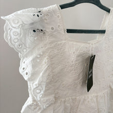 Load image into Gallery viewer, Zara White Dress - 4-5 years
