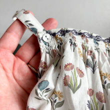 Load image into Gallery viewer, Little Cotton Clothes Top - 7-8 years
