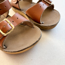 Load image into Gallery viewer, Salt Water Brown Sandals - UK5
