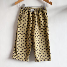 Load image into Gallery viewer, Claude &amp; Co Green Planets Trousers - 2-3 years
