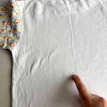 Load image into Gallery viewer, Vintage Adam’s T-Shirt - 5-6 years
