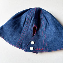 Load image into Gallery viewer, Oshkosh Y2K Bucket Hat - 2-4 years

