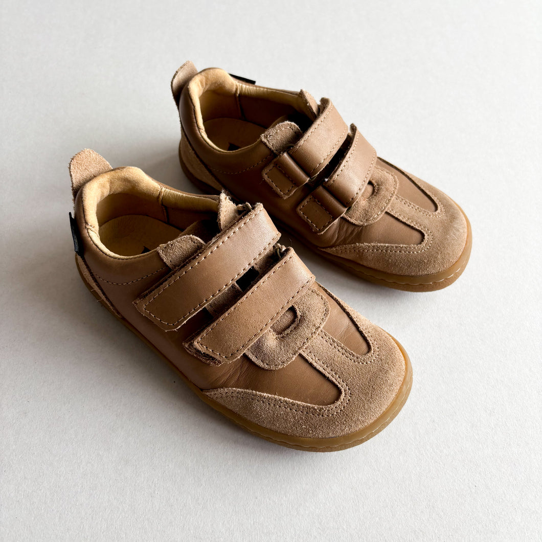 Young Soles Barefoot Sneakers - Leather - UK8.5 (EU26) NEW