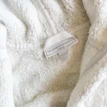 Load image into Gallery viewer, The Little White Company Bathrobe - 0-6 months
