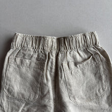 Load image into Gallery viewer, Zara Cream Linen Shorts - 4 years
