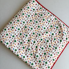 Load image into Gallery viewer, Little Bird Quilt
