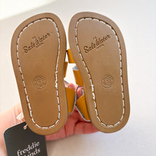 Load image into Gallery viewer, Salt Water Mustard Sandals - UK5 (BNWOT)

