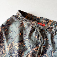 Load image into Gallery viewer, Sunuva Giraffe Swim Shorts - 5-6 years
