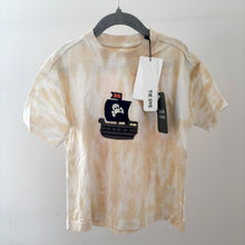 Load image into Gallery viewer, HOP Pirate T-Shirt - BNWT - 4-5 years
