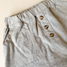Load image into Gallery viewer, The Simple Folk Grey Shorts - 5-6 years
