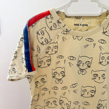 Load image into Gallery viewer, Mini Rodini Yellow Cat T-Shirt - 7-8 years

