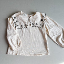 Load image into Gallery viewer, Zara Cream Top - 4 years
