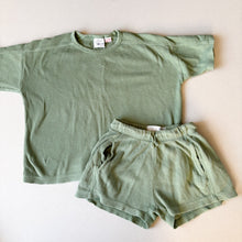 Load image into Gallery viewer, Zara Green Waffle Set - 4-5 years
