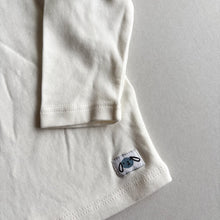 Load image into Gallery viewer, M&amp;S Cream Top With Collar - 9-12 Months - BNWT
