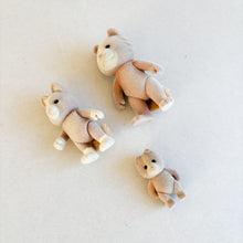 Load image into Gallery viewer, Sylvanian Families Cat Family
