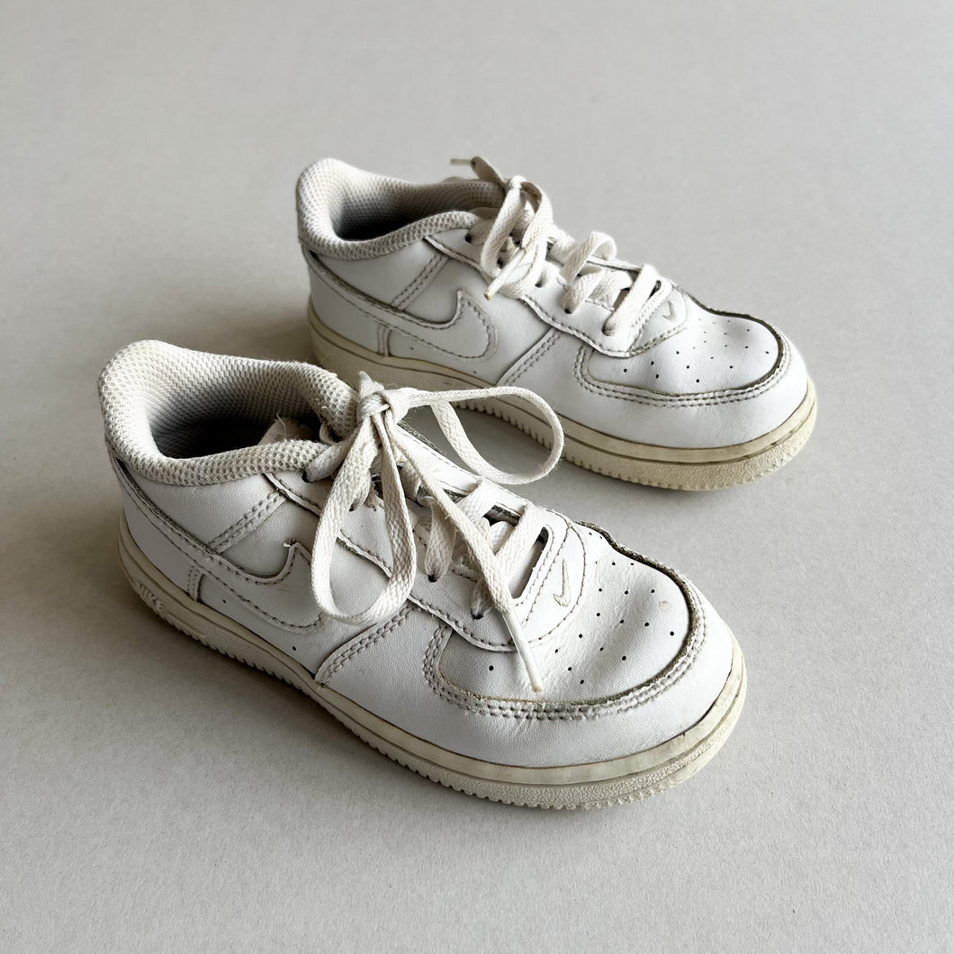 Nike Trainers - UK9.5