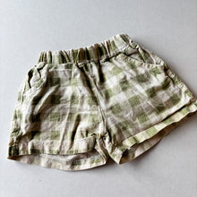 Load image into Gallery viewer, Korean Green Gingham Shorts - 6-12 months
