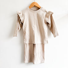 Load image into Gallery viewer, Arket Cream Set - 1-2 years
