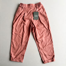 Load image into Gallery viewer, Uniqlo Pink Chinos  - 5-6 Years - BWNT
