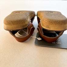 Load image into Gallery viewer, Salt Water Brown Sandals - UK5
