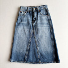 Load image into Gallery viewer, Zara Denim Skirt - 7 years
