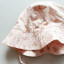 Load image into Gallery viewer, H&amp;M Pink Floral Sun Hat - 2-4 years
