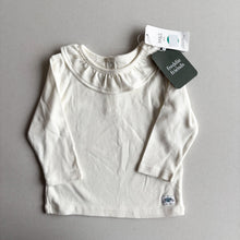 Load image into Gallery viewer, M&amp;S Cream Top With Collar - 9-12 Months - BNWT
