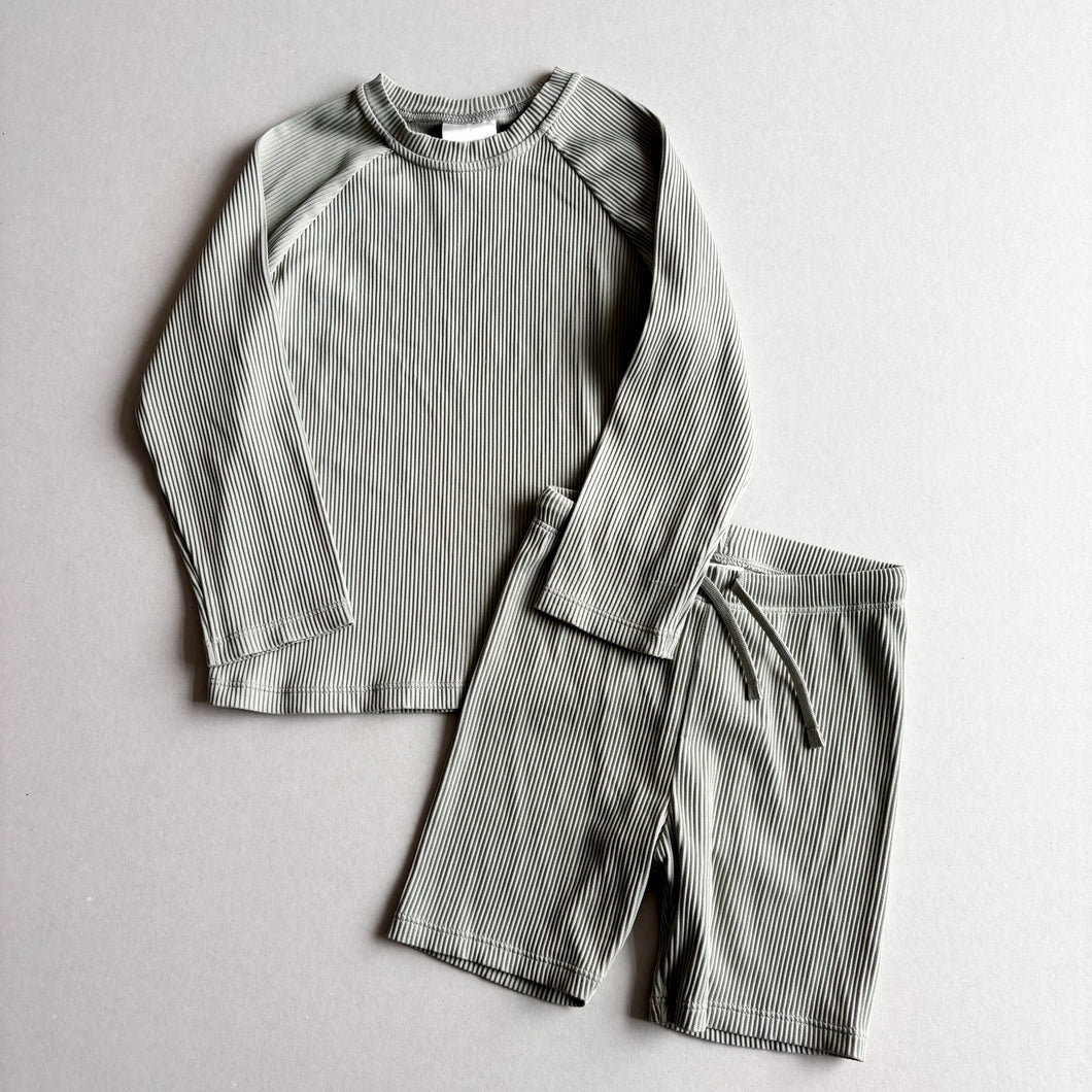 H&M Green Two Piece Swim Set - 2-4 years