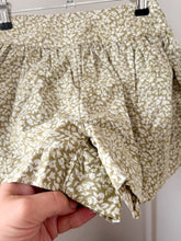 Load image into Gallery viewer, Little Cotton Clothes Green Floral Cullotte Shorts - 6-7 years
