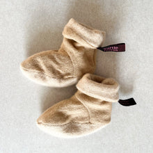 Load image into Gallery viewer, Turtle Doves Cashmere Booties - 0-6 months
