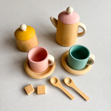 Load image into Gallery viewer, Raduga Grez Tea Set

