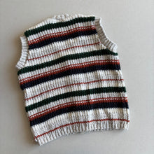 Load image into Gallery viewer, Vintage Knitted Waistcoat - 3-4 years

