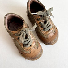 Load image into Gallery viewer, Bisgaard Shoes - EU20 / UK4
