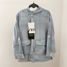 Load image into Gallery viewer, Zara Blue Stripe Hooded Shirt - BNWT - 4-5 years
