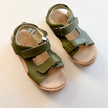 Load image into Gallery viewer, Clarks Green leather sandals - UK11
