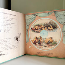 Load image into Gallery viewer, Vintage Magic Windows Revolving Picture Book (1981)
