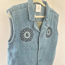 Load image into Gallery viewer, Wynken Denim Sun Faces Sleeveless Button Up Top - 6 years
