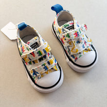 Load image into Gallery viewer, Converse Vehicles Low Rise Trainers - UK2
